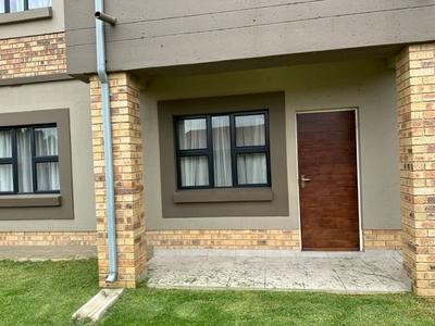 Apartment / Flat For Rent in Whiteridge, Roodepoort